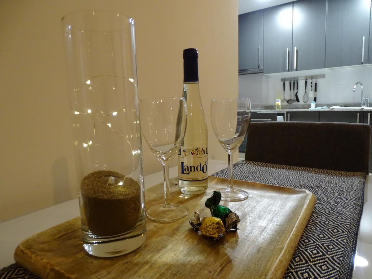 Apartamento Piscina Viena Roses Esterno foto