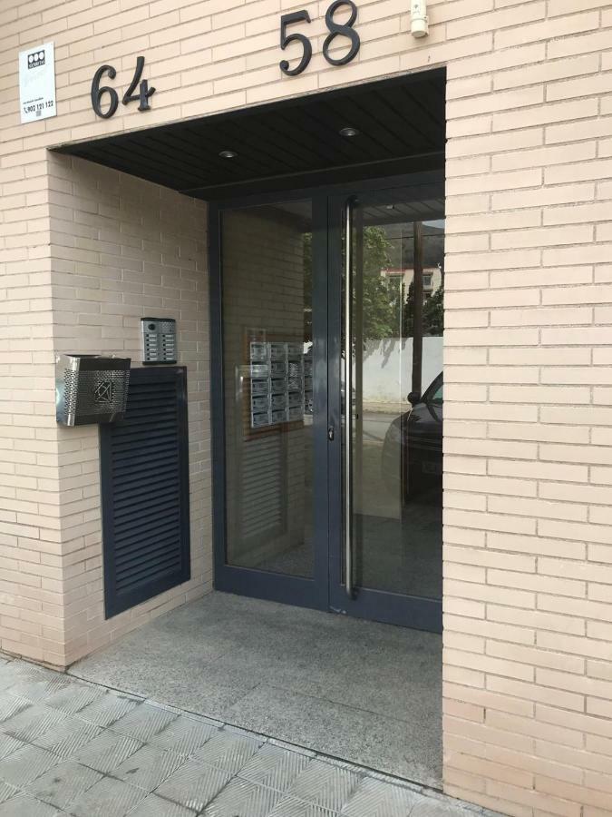 Apartamento Piscina Viena Roses Esterno foto
